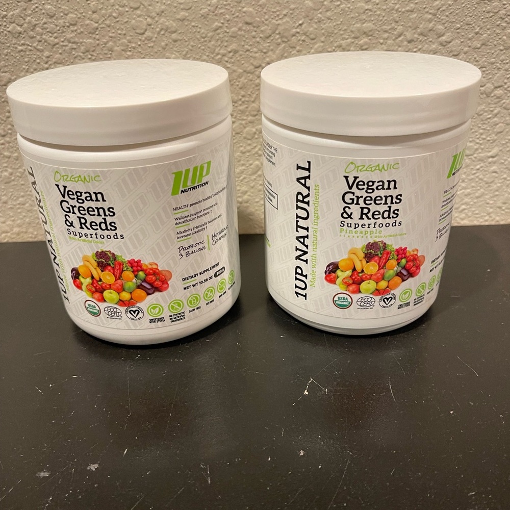 1UP nutrition greens and reds